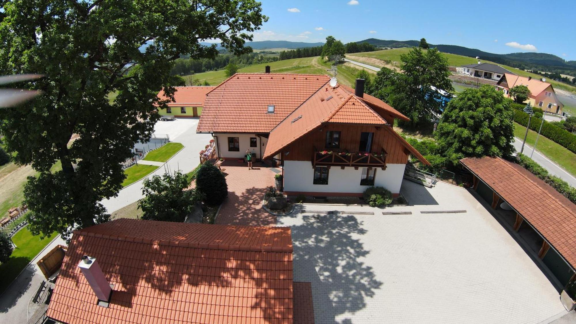 Horní Planá Apartmany U Srdce Vltavy מראה חיצוני תמונה